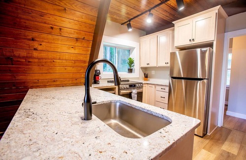 Loudonville Ski Chalet | Rustic Chalet - Secluded with Hot Tub & Pool Table