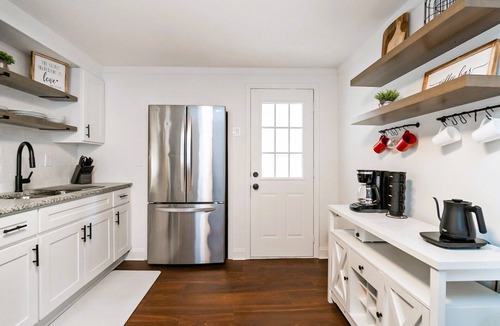 Freemansburg House | Rustic Charm 2-Bed House In Freemansburg Close To All Major Hospitals.