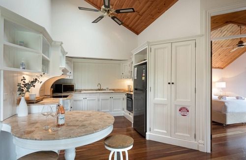 Pokolbin House | Rustic charm amongst the vines in Pokolbin