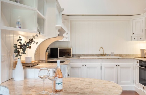Pokolbin House | Rustic charm amongst the vines in Pokolbin