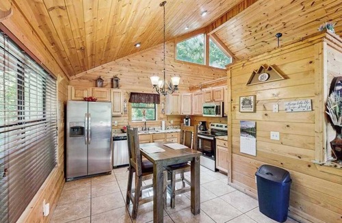 Sautee Nacoochee Cabin | Rustic Charm Cabin Helen
