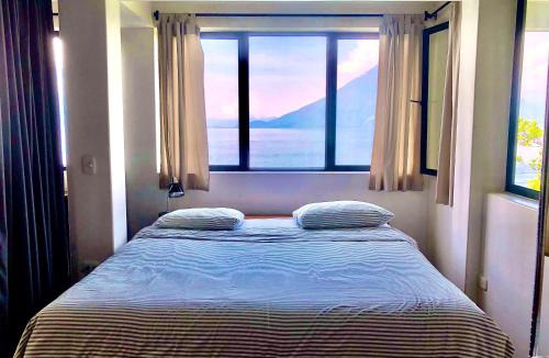 Jaibalito Apartment | Rustic Charm Cliffside Retreat