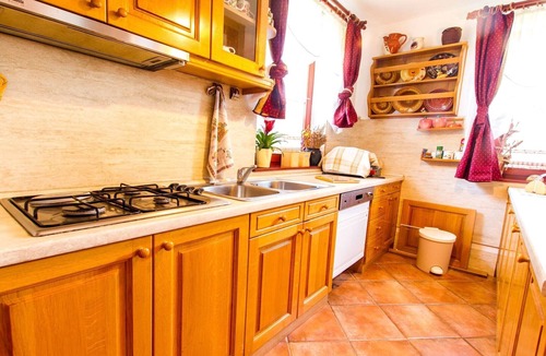 Brezice House | Rustic Charm Cottage Country House with Sauna - Five Bedroom Holiday Home with Sauna