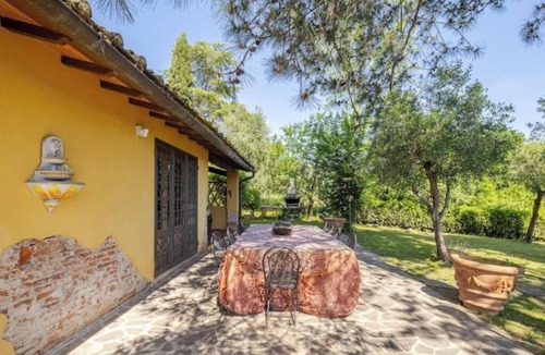 Florence Villa | Rustic Charming Villa w/Pool/AC/Wifi- Minutes to Florence Center- Views Galore!
