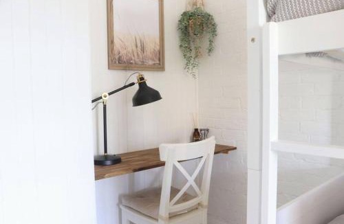 Bathurst House | Rustic Chic 200 metres from CBD