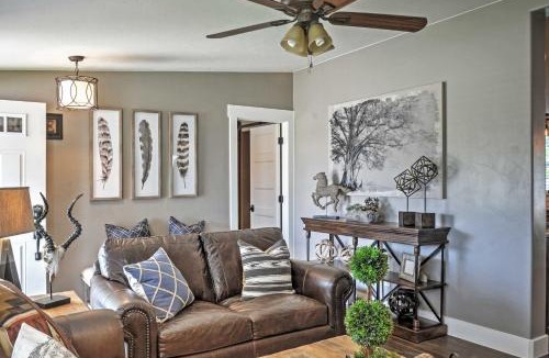Kingston House | Rustic Chic Home: 10 Mi to Otter Creek State Park!