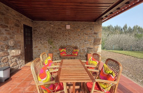 Estoraos Cottage | Rustic Cottage with 2 Rooms in Estorãos, Ponte de Lima