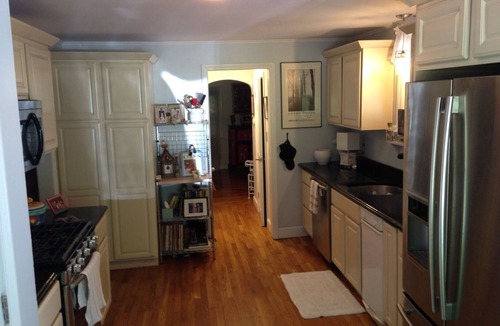 Sherman Cottage | Rustic Country Beach Cottage Candlewood Lake-Seasonal Rental