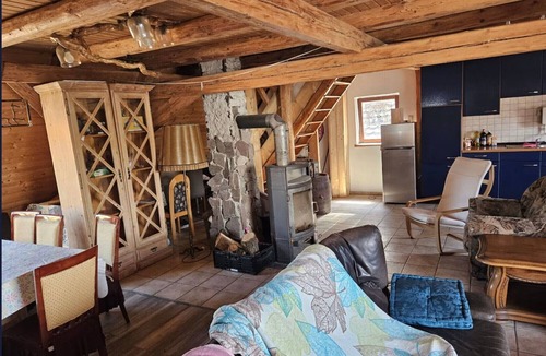 Colmberg House | Rustic Country House with Private Terrace, Shared Garden, and Wi-Fi