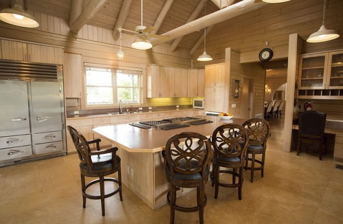 Okeechobee House | Rustic Country Lodge set on 800 Private Acres