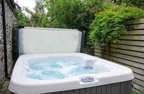 Bryngwran House | Rustic Couples Retreat I Hot Tub I Private Estate