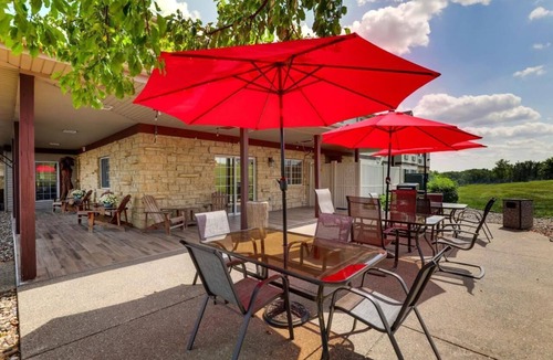Galena Hotel | Rustic Elegance in Galena: Indoor Pool & Scenic Views | 2 Units