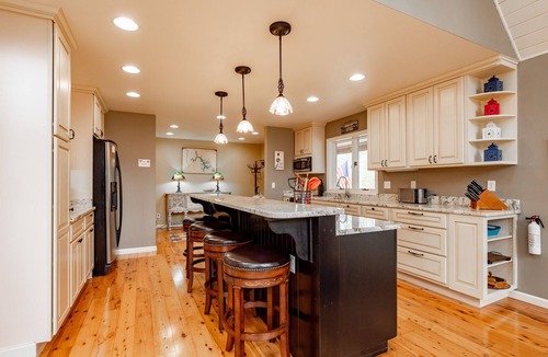 Blakeslee House | Rustic Elegance w/Hot Tub, Game Loft & Fireplace