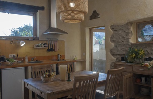 Sant Climent Sescebes Cottage | Rustic farmhouse in farm: charm and nature! (PG-936-18 turisme rural)