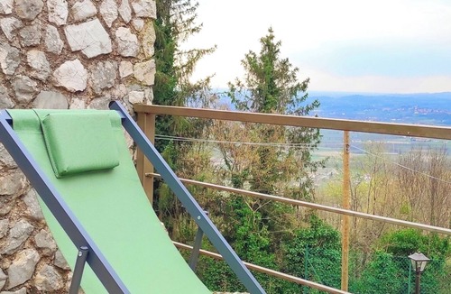 Sarmede House | Rustic forest house on the hill between fig trees