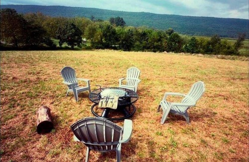 Mount Aetna House | Rustic Glamping Tent with Farm Animals near Hershey in Fredericksburg, PA