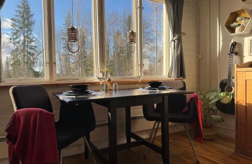 Munkfors Apartment | Rustic Haven Bed and Breakfast -Entire Private Apartment 2km from Klarälvsbanan and Swimming area