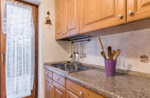Folgaria House | Rustic Holiday Apartment “Serrada”, Mountain View, Garden and Balcony