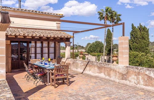 Montuiri House | Rustic Holiday Home "Son Costa" with Mountain View, Garden, Pool & Wi-Fi