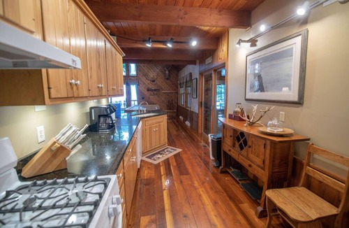 Friendship House | RUSTIC HOME WITH PRIVATE PIER ON LAKE ROCHE-A-CRI - PET FRIENDLY