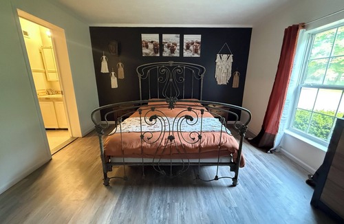 Ashtabula Other | Rustic Horse-Farm Stay on 7 Acres, Near Lake Erie, Nature, Horses and More.