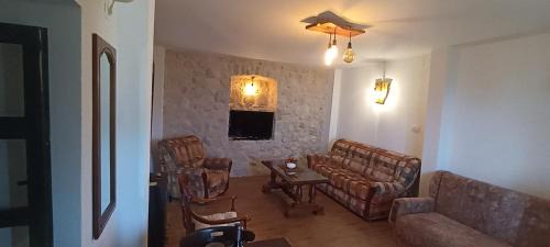 Karuc Apartment | Rustic house