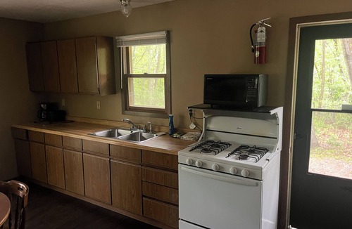 Chetek Cabin | Rustic, lake-side, 4-bedroom cabin at Oak Grove Resort