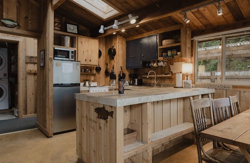 Port Angeles Cabin | Rustic Lakefront Cabin with Bonus 'Tree House' - A Place to Unwind