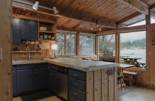 Port Angeles Cabin | Rustic Lakefront Cabin with Bonus 'Tree House' - A Place to Unwind