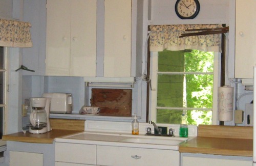 Gilmanton IW Cottage | Rustic Lakeside Cottage, natural sand beach, Crystal clear water! Pet Friendly S