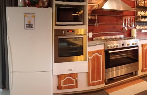 Hamurana Cabin | Rustic Lodge 7 BR Book Now! Summer Holiday Fun!