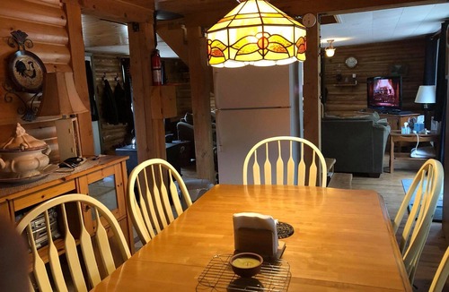 Mandeville Cabin | Rustic log cabin near ATV trails, skidoo, fishing and waterfalls!