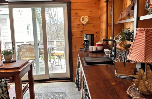 Penobscot Apartment | Rustic luxury waterfront apartment, 2 decks, kayaks, fireplace, peace & beauty.