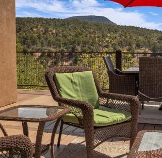 Zion National Park East Entrance House | Rustic Pine- Secluded Mountain Retreat Near Zion National Park