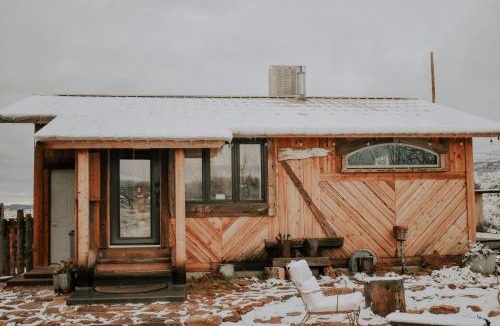 Cane Beds House | Rustic Ranch Getaway Near Zion, Bryce, Grand Canyon