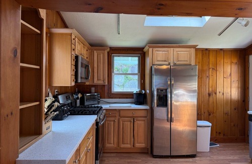 Laconia House | Rustic Ranch on Lake Winnisquam – Family-Friendly 3-Bedroom Home