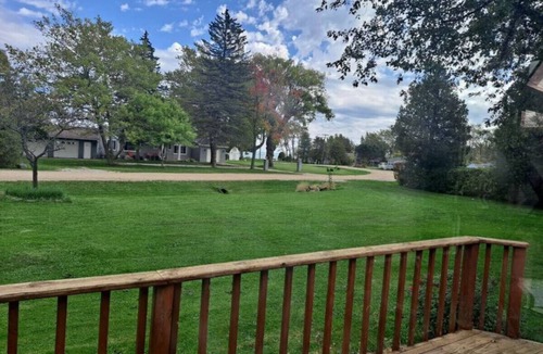 Lexington House | Rustic Retreat Cottage sleeps 6 with a lake view!