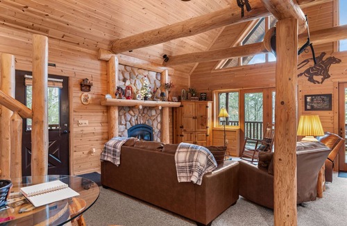 Merrimac Cabin | Rustic Ridge Cabin 105 - Private Woodland Retreat near Devil's Lake