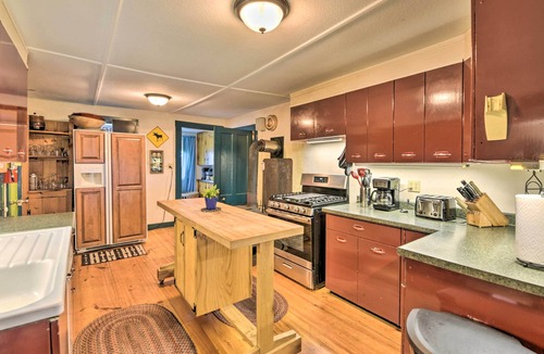 Granville House | Rustic Roxbury Ski Farmhouse with Trails!