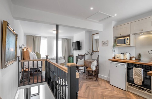Norwich Apartment | Rustic Studio Near Norwich Cathedral & Elm Hill