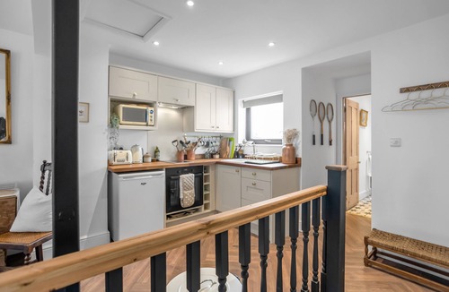 Norwich Apartment | Rustic Studio Near Norwich Cathedral & Elm Hill