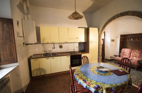 Massa Marittima Apartment | Rustic Tuscan Apartment