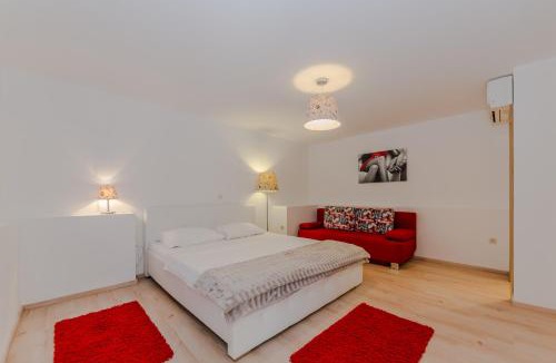 Crno Villa | Rustic villa