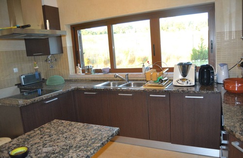 Povoa da Isenta Cottage | Rustic villa/private pool, ideal for families. Fast track to Lisbon/Fatima