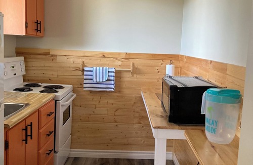 Port Blandford Cabin | Rustic Wave Cottages