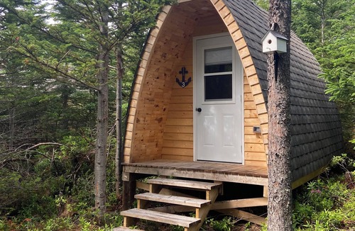 Port Blandford Cabin | Rustic Wave Cottages