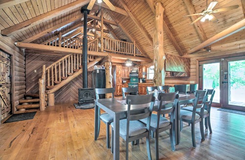Woodville Cabin | Rustic Woodville Getaway with Pool & Guest House