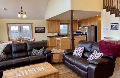 Anne's Land House | Rustico View Retreat- NEW rental, Perfectly located 4bdrm with wraparound deck