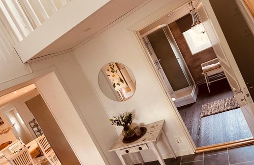 Nassjo Bed & Breakfast | Ruth & Iris Cottage