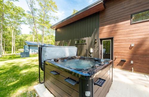 Thayerville House | Ruths Cabin